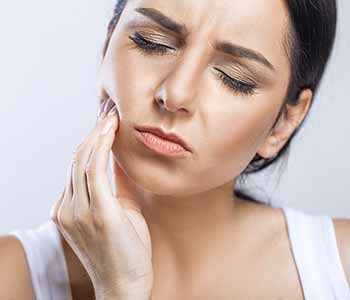 Women suffering TMJ disorders find relief with dental treatment in Carlsbad
